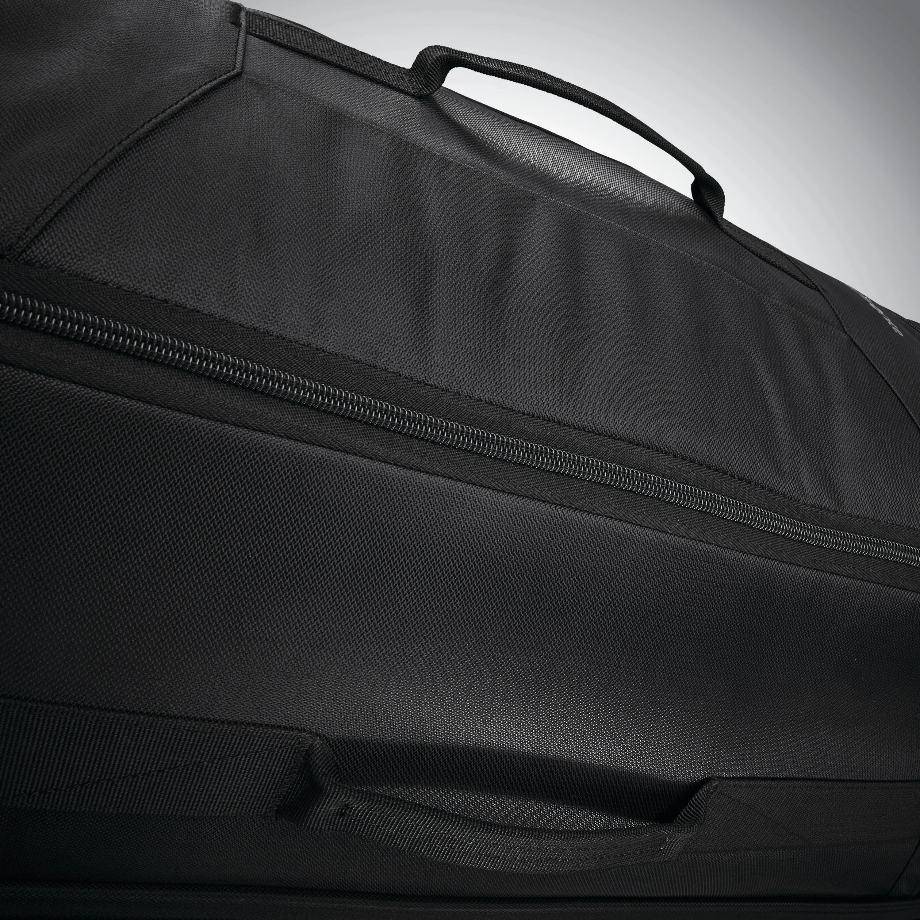Andante 2 Wheeled Duffel 22"