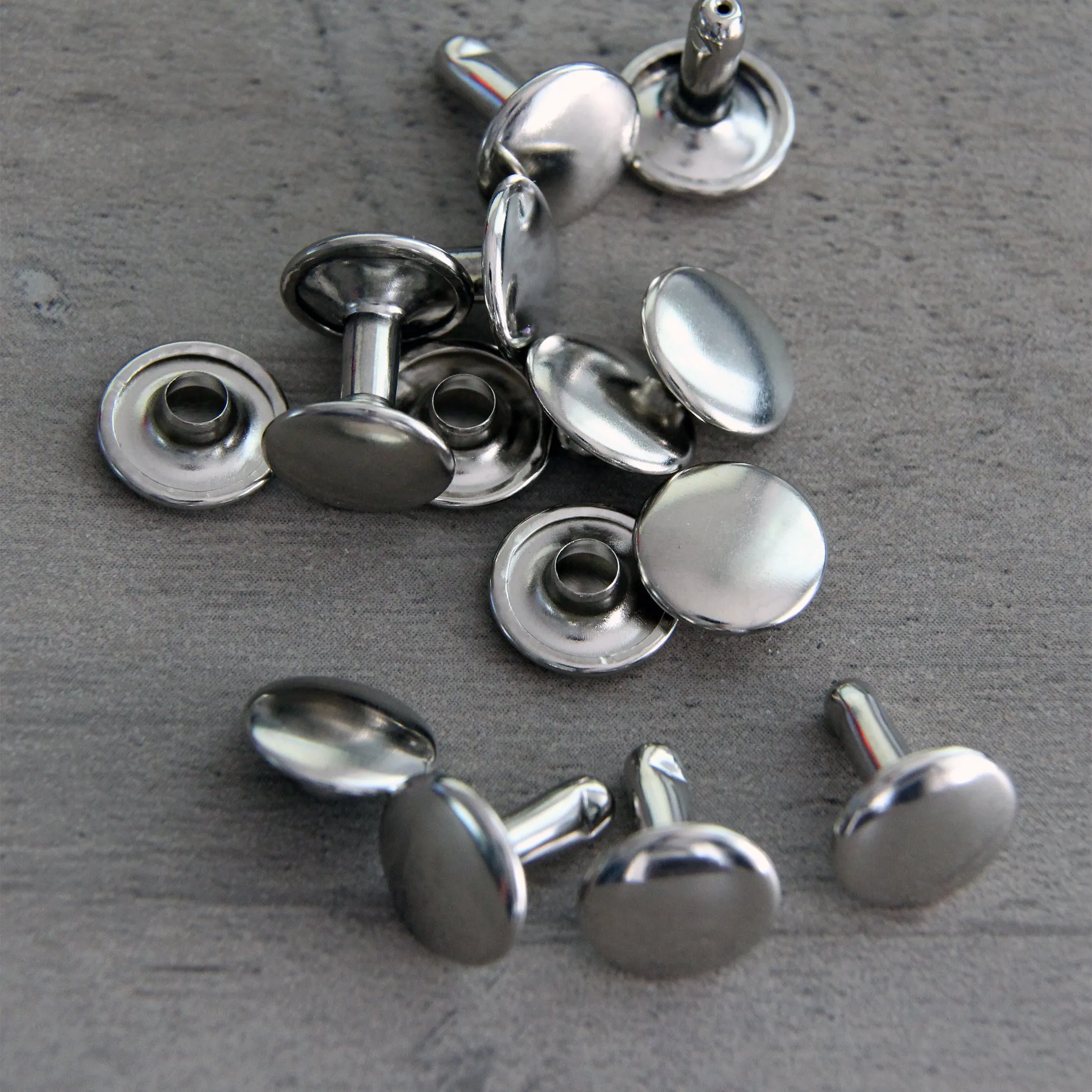 Double Cap Rivets 10mm