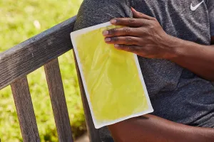 Reusable Cloth-Backed Hot/Cold Gel Pack, 6" x 10" - Yellow