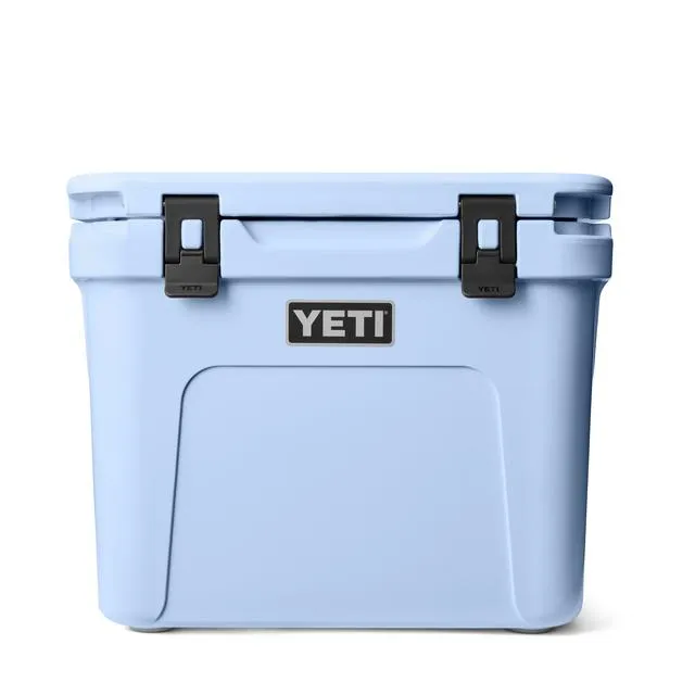 Roadie 32 Wheeled Cooler
