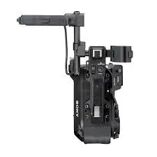 Sony PXW-FS7 4K XDCAM Camera with Super 35 CMOS Sensor   Sony 16-35mm Vario-Tessar T Fe F4 ZA OSS E-Mount Lens BUNDLE